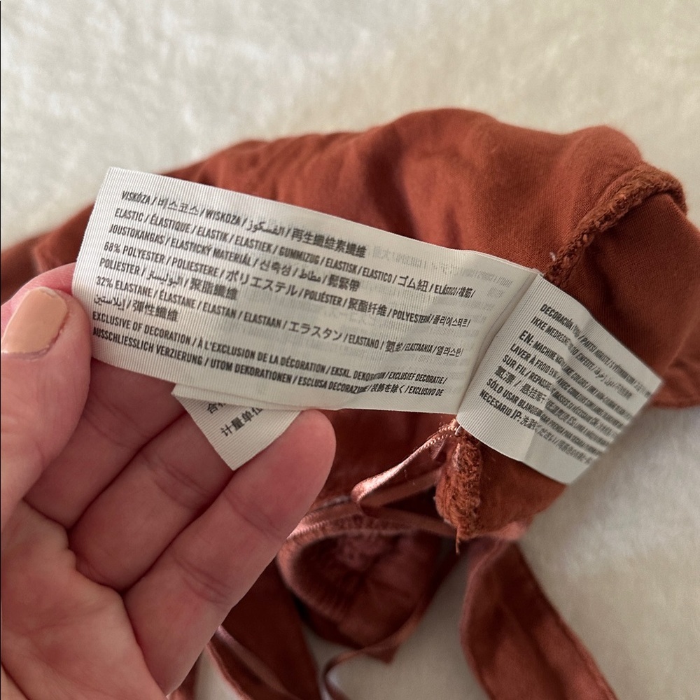 Abercrombie & Fitch Rust Lace-Up Crop Top - Picture 7 of 11